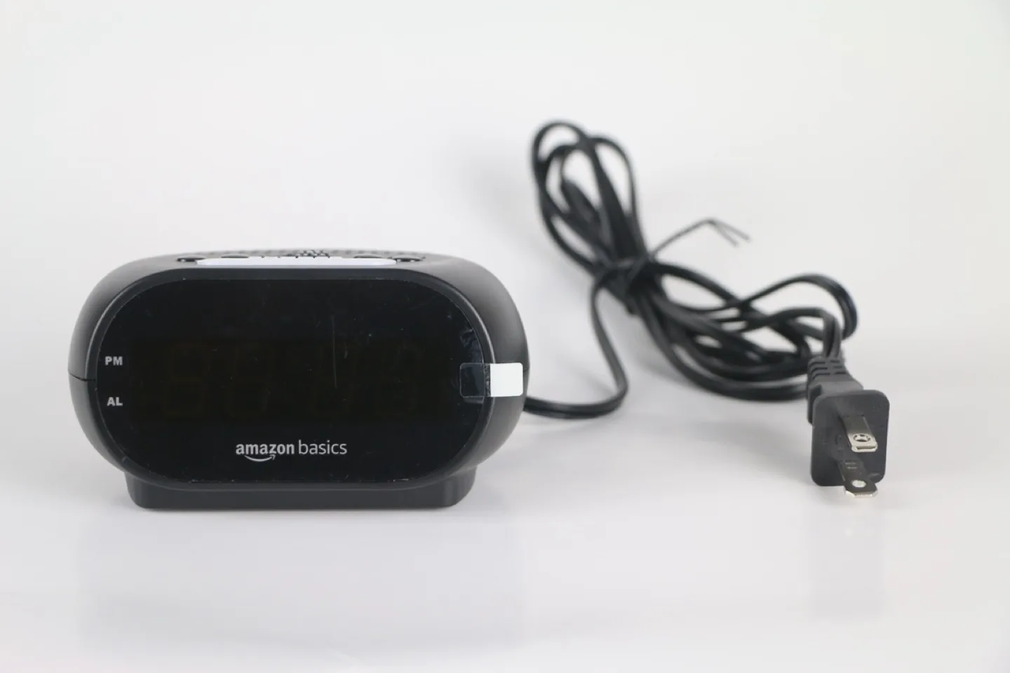 Amazon Basics Digital Alarm Clock image indicator(2)