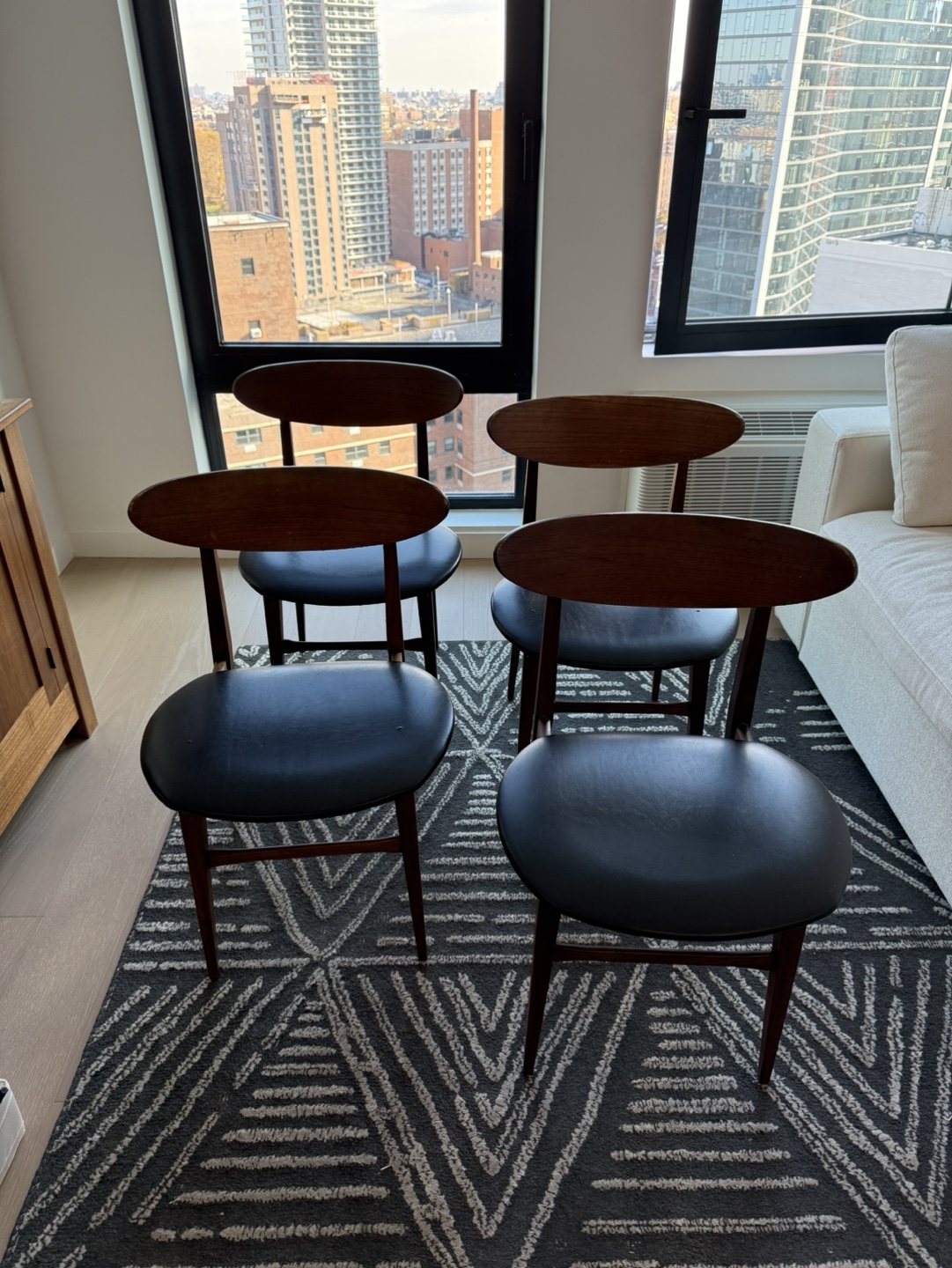 Set of 4 Mid Century Modern Dining Chairs