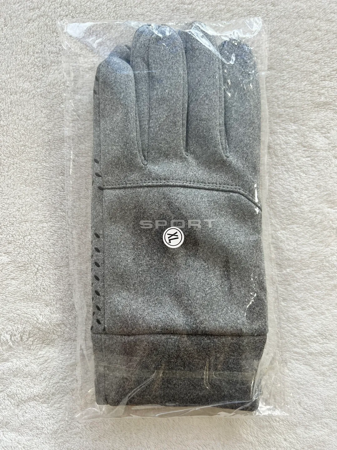 《Brand New 》Grey Winter Running Touchscreen Gloves image indicator(3)