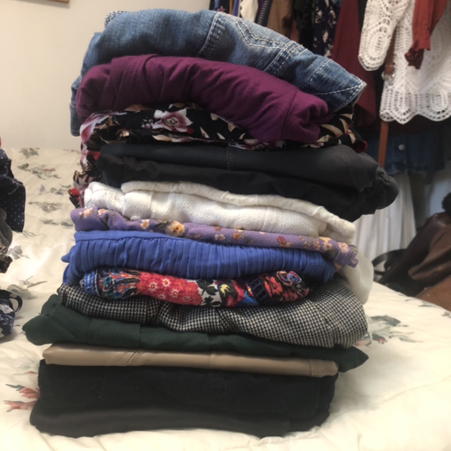 Outlet Lot bundle of Women’s Jeans