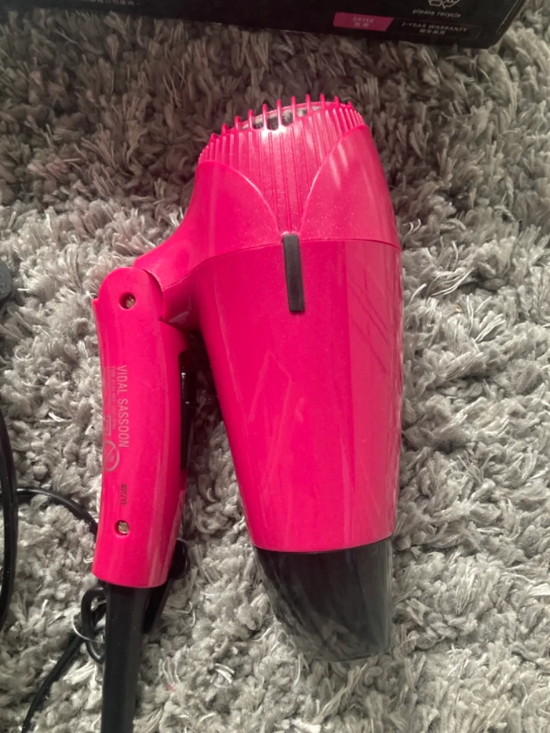 #freecycle. READ POST. Type G plug. Foldable Hair Dryer image indicator(2)