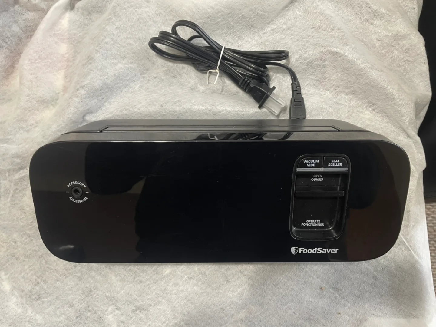 FoodSaver Vacuum Sealer thumbnail