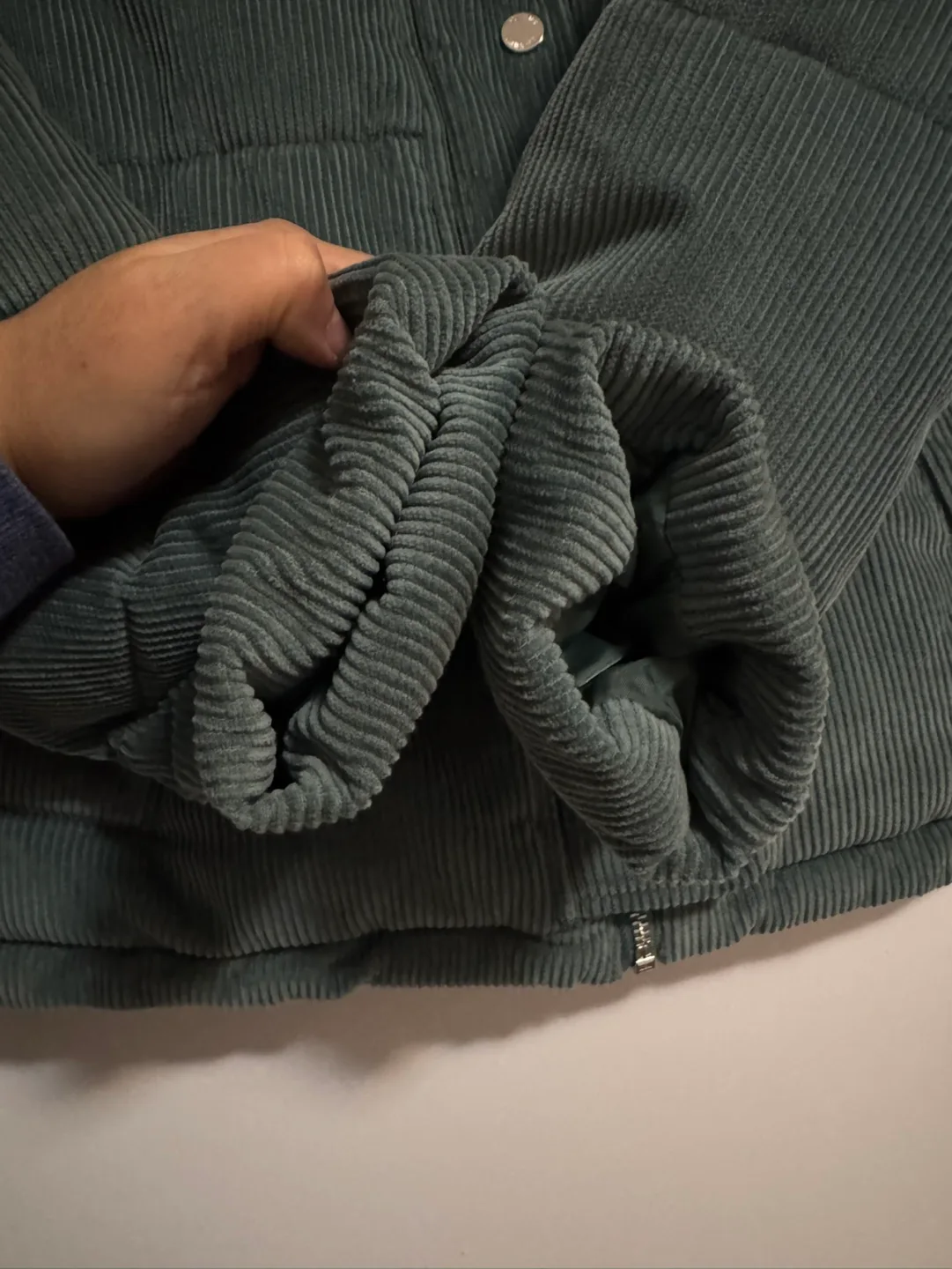 Hollister Corduroy Puffer Jacket womens image indicator(2)