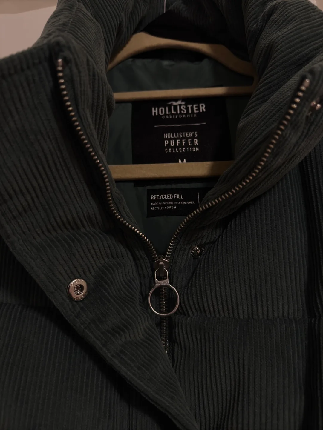 Hollister Corduroy Puffer Jacket womens image indicator(4)