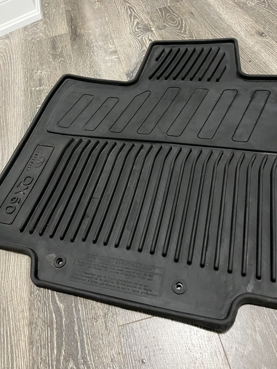 Infiniti QX60 Rubber Floor Mats image indicator(9)