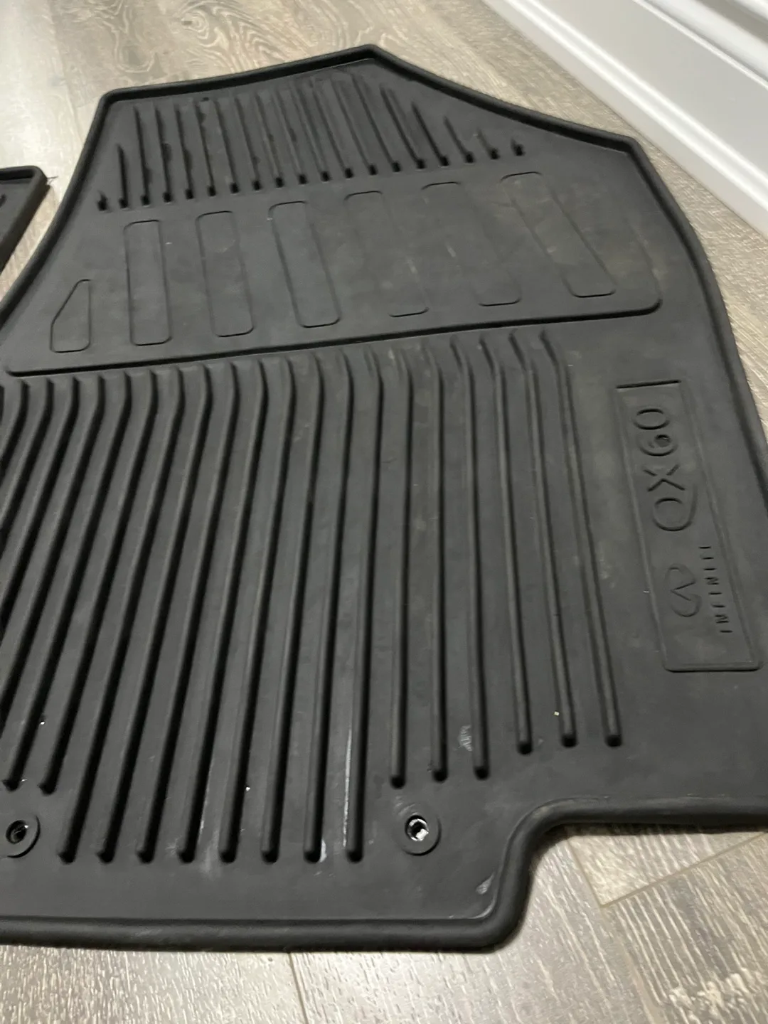 Infiniti QX60 Rubber Floor Mats image indicator(10)