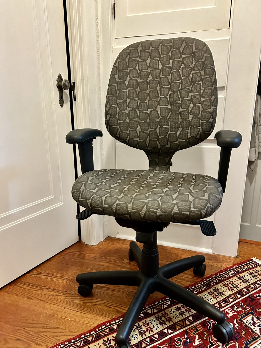 Dharma Knee-Tilt High-Back Office Chair