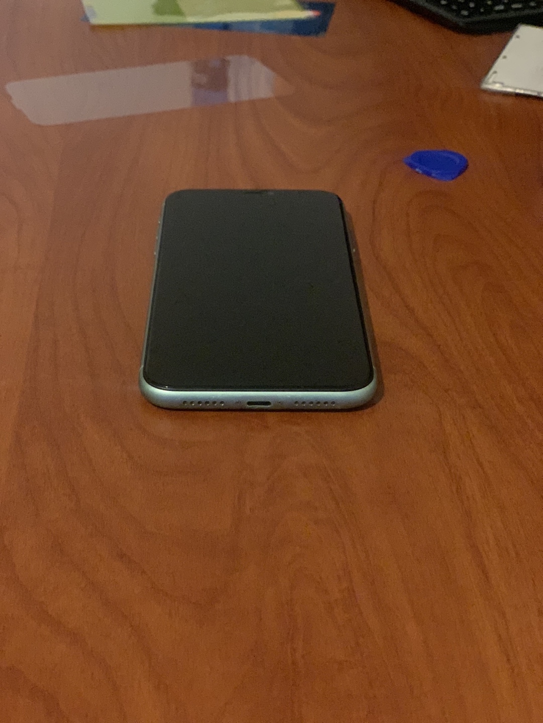 iPhone 11 128GB Mint Green - photo 3