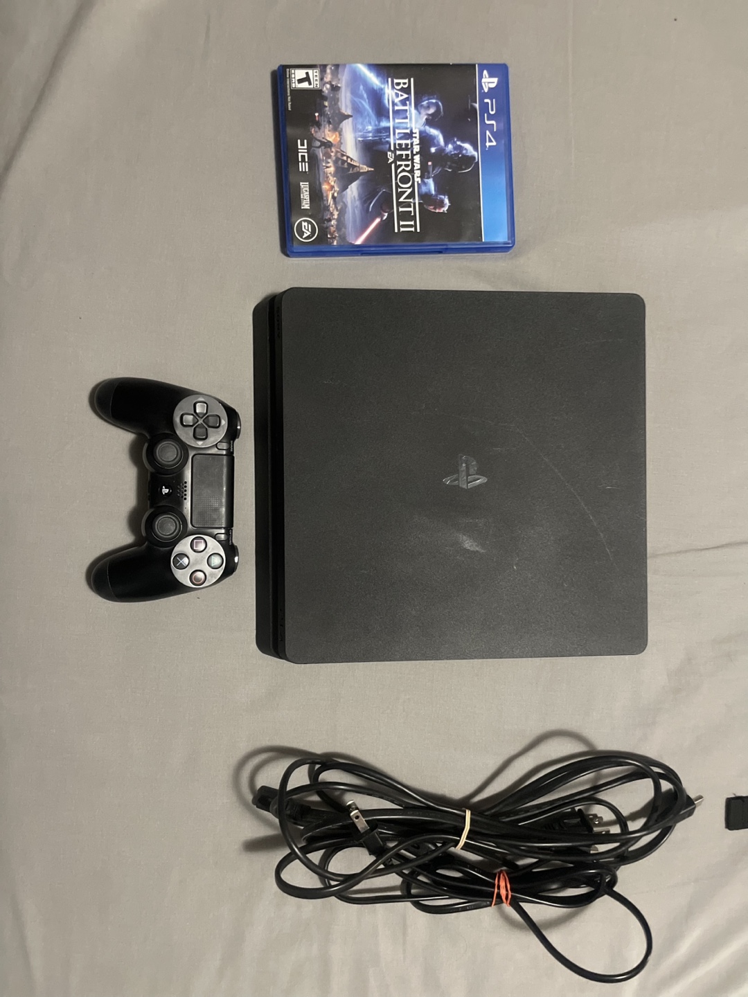 PS4 Slim Console 800 gb with Controller and Game - photo 3