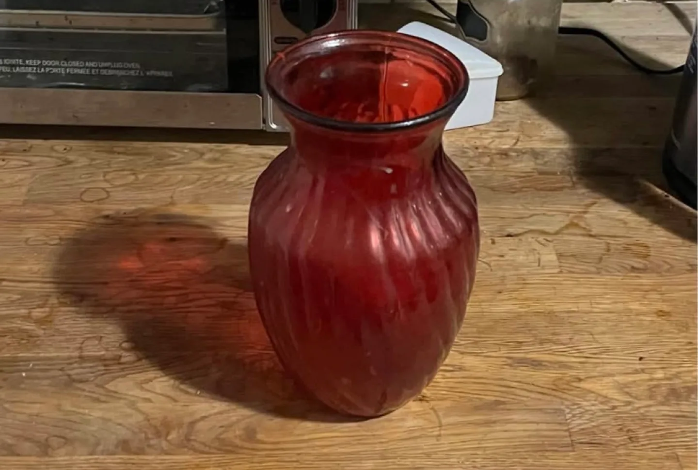 Red Glass Vase thumbnail