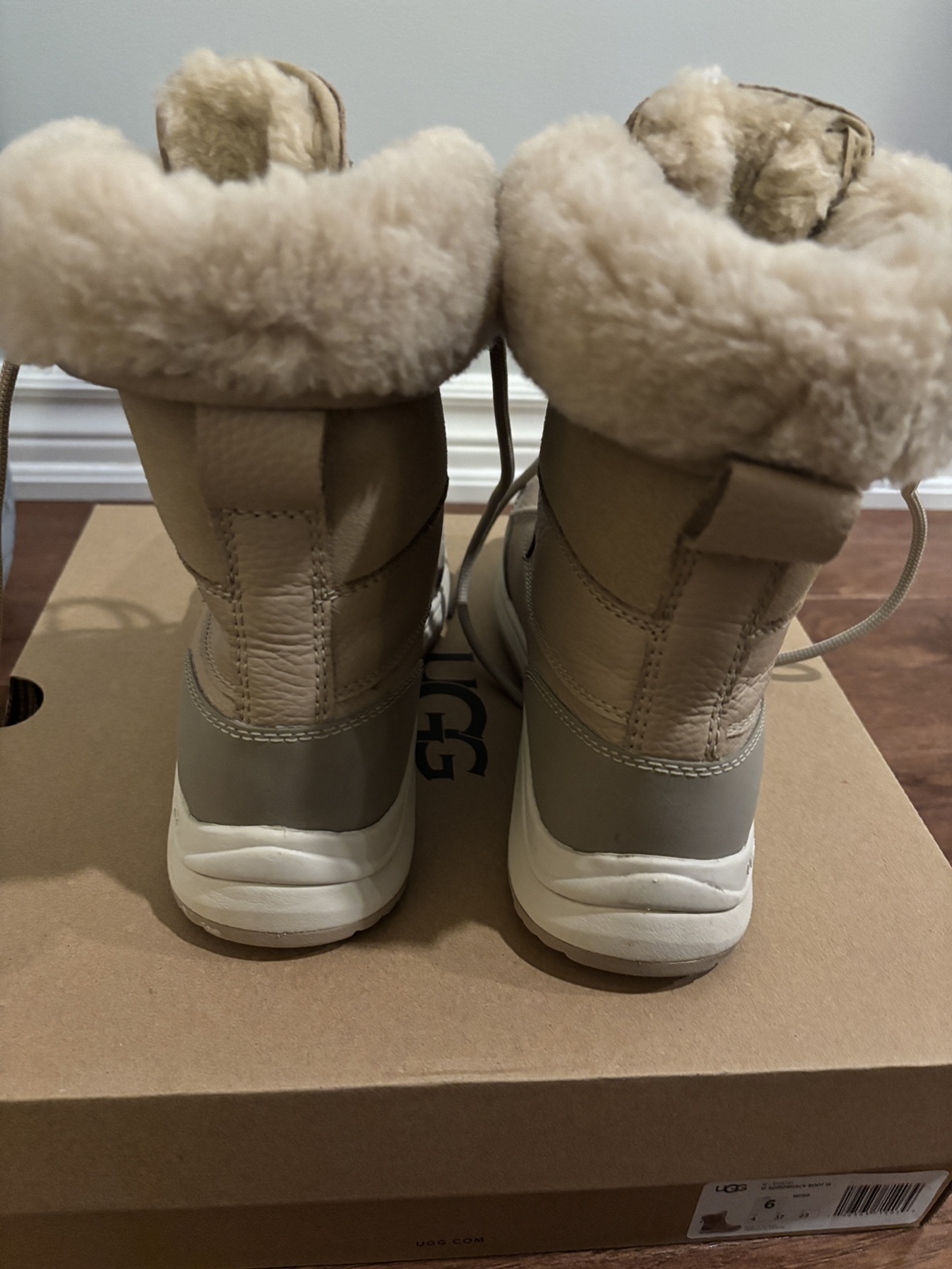 UGG Adirondack III Boots - photo 4