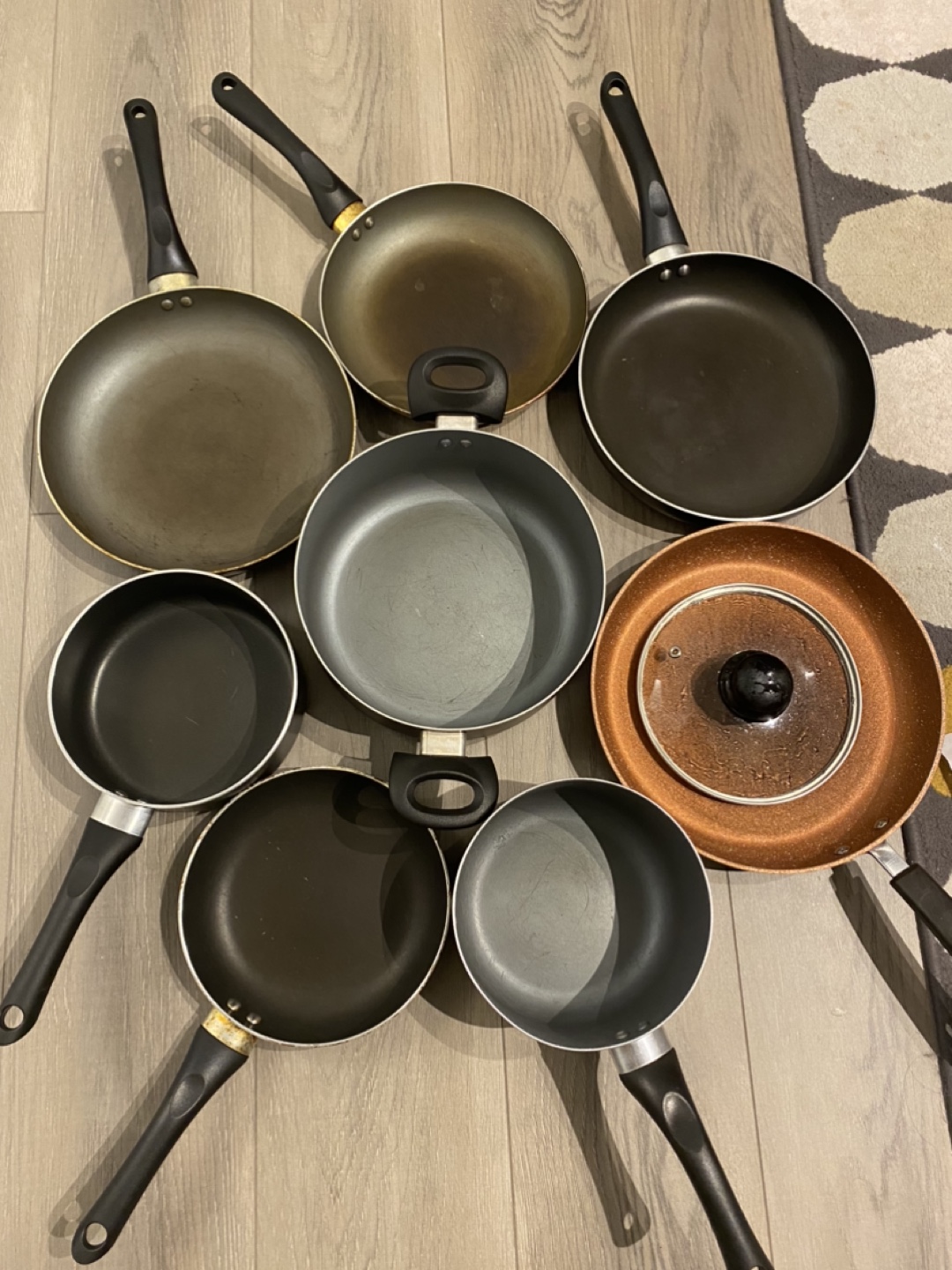 Set of 8 Pots and Pans - photo 3