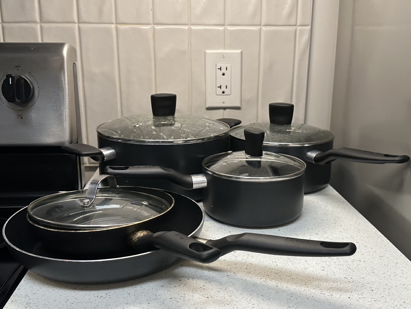 Set of Pots and Pan Tfal non stick pots and pans