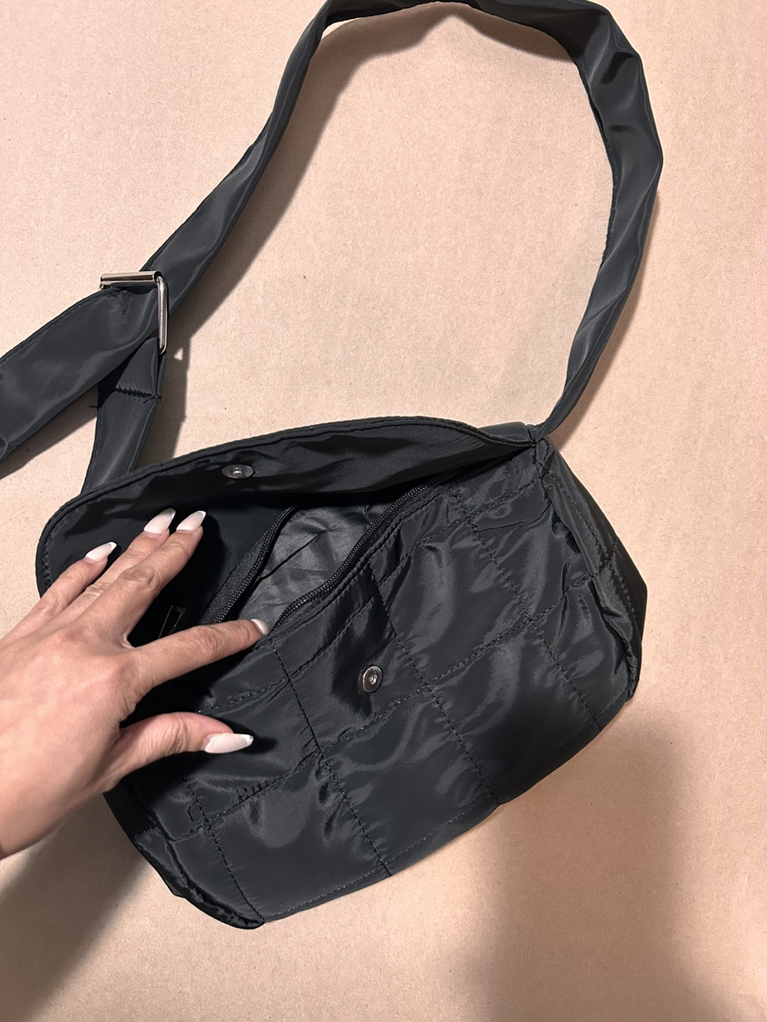 Black Quilted cross Bag - photo 2