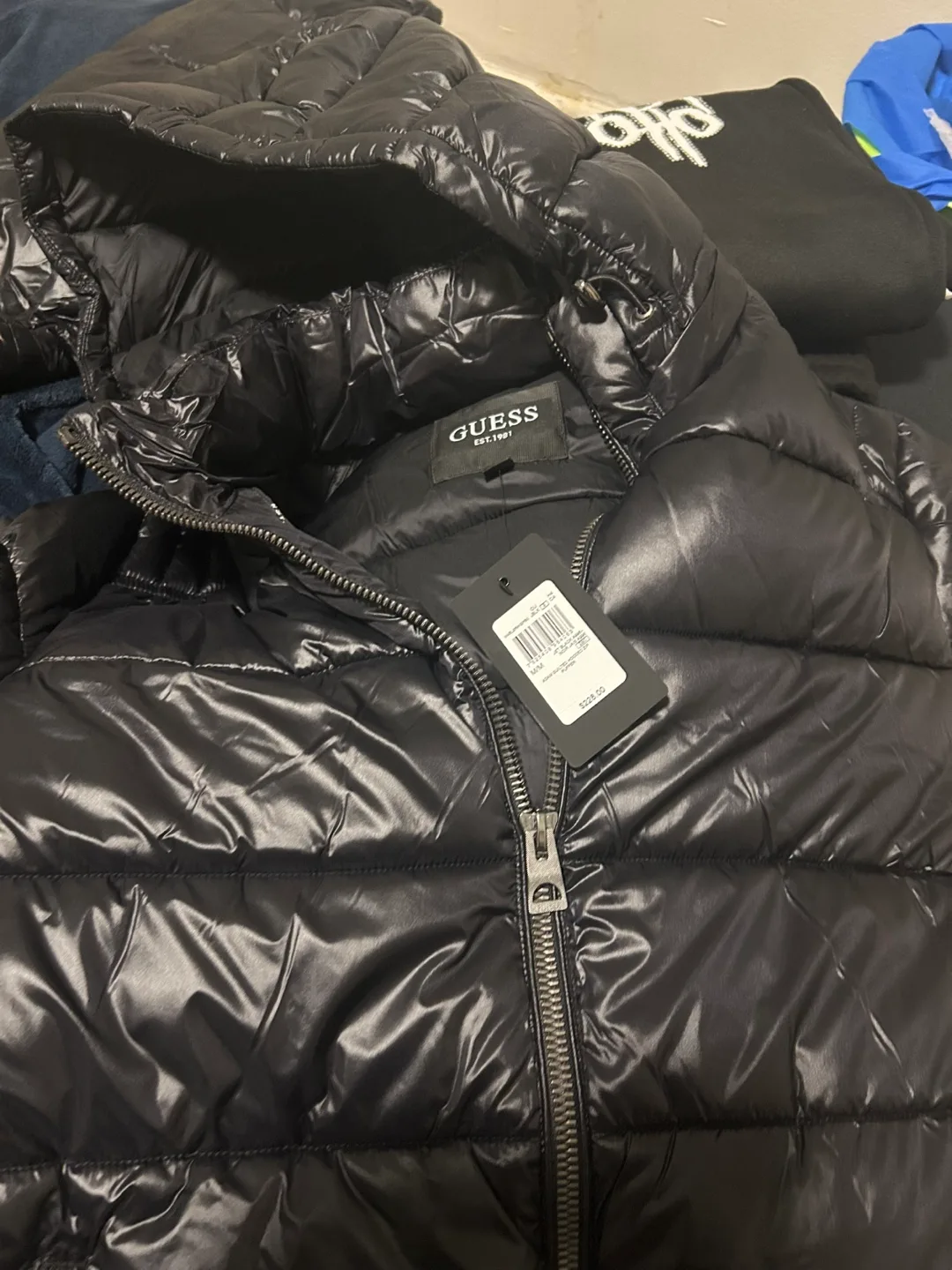 Guess Men's Puffer Jacket image indicator(6)