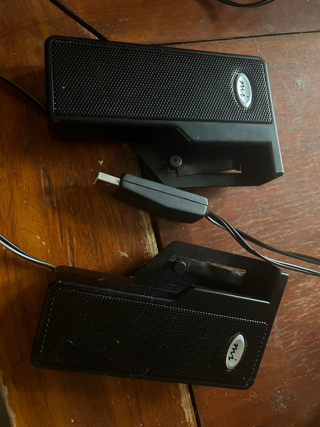 Mini Travel Pro Notebook Speakers thumbnail