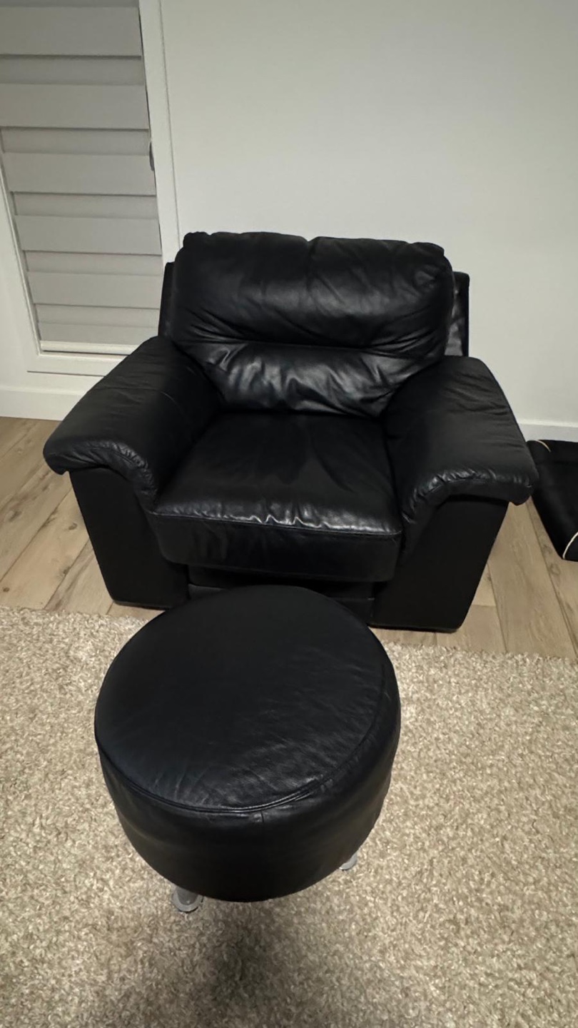 Black Leather Armchair with Ottoman - photo 2