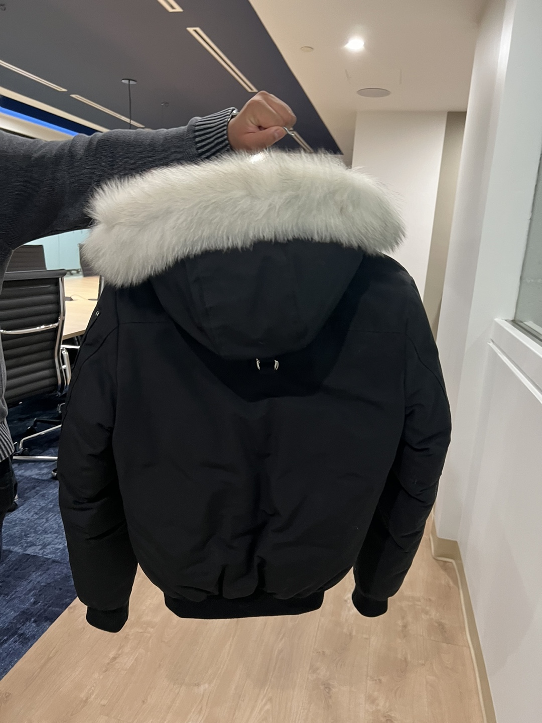 Discontinued Moose Knuckles Bomber Jacket - photo 2