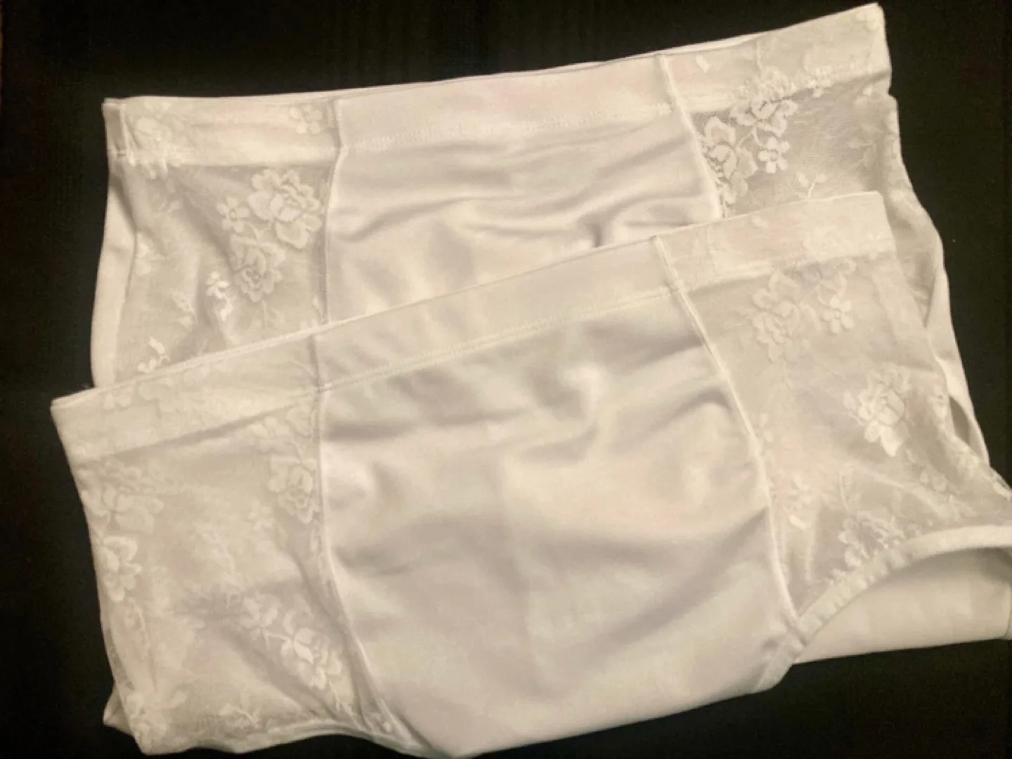 2 Pack White Lace Trim Underwear Size XL/TG image indicator(2)