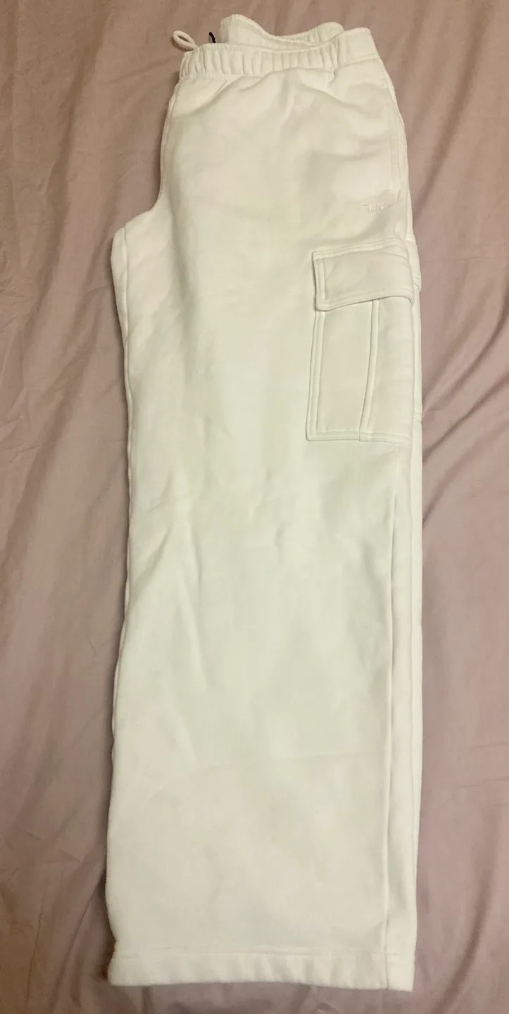 TNA White Sweatpants (Aritzia) image indicator(3)