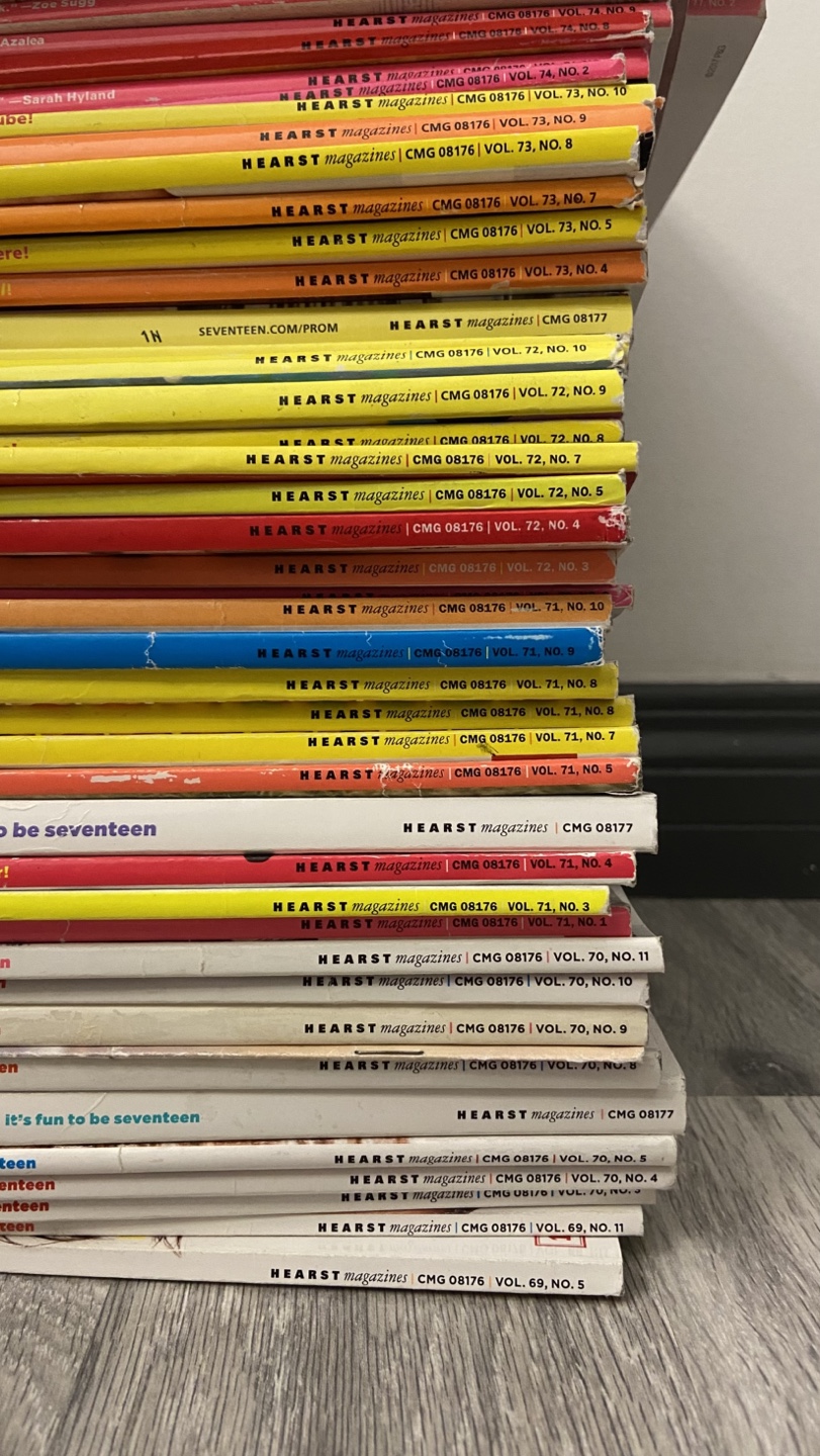 Large Lot of Seventeen, Teen Vogue, Vogue, and More Magazines - photo 2