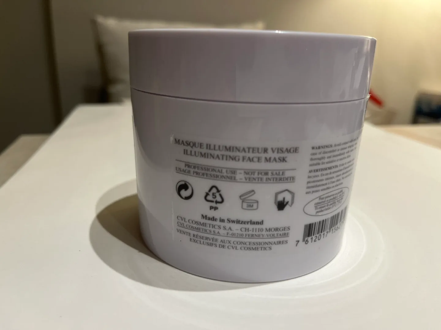 Valmont Clarifying Pack image indicator(4)