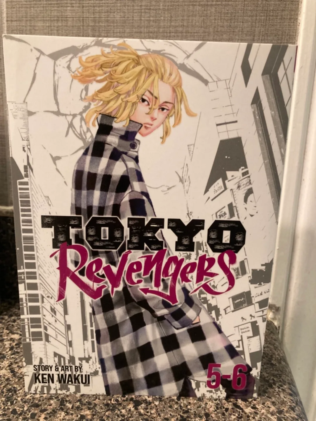 Tokyo Revengers Manga Volumes 1-6 image indicator(4)