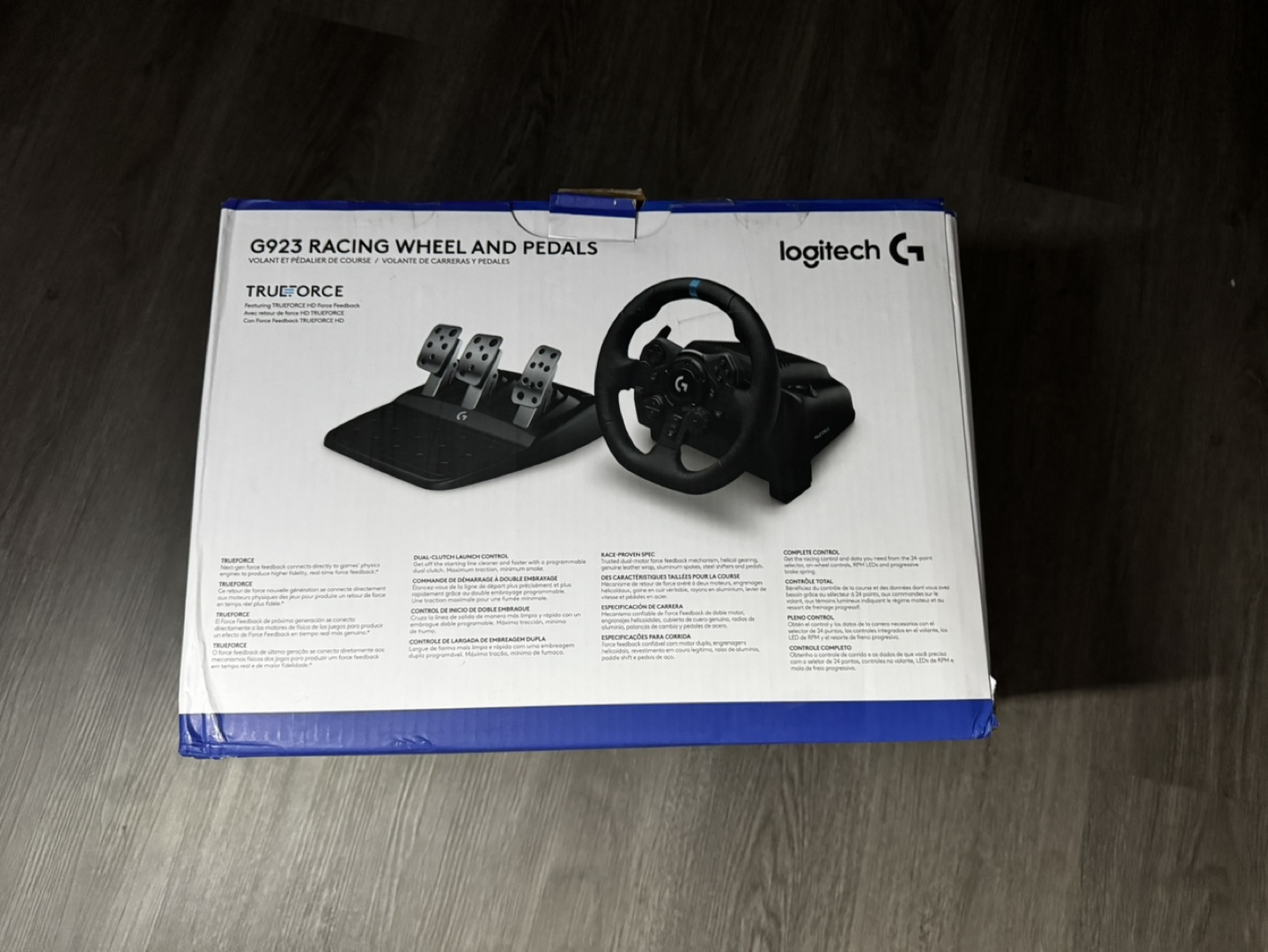 Logitech G923 Trueforce Racing Wheel and Pedals - photo 2