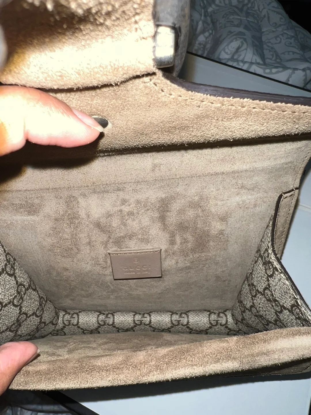 Authentic Gucci Dionysus GG Supreme Mini Bag image indicator(2)