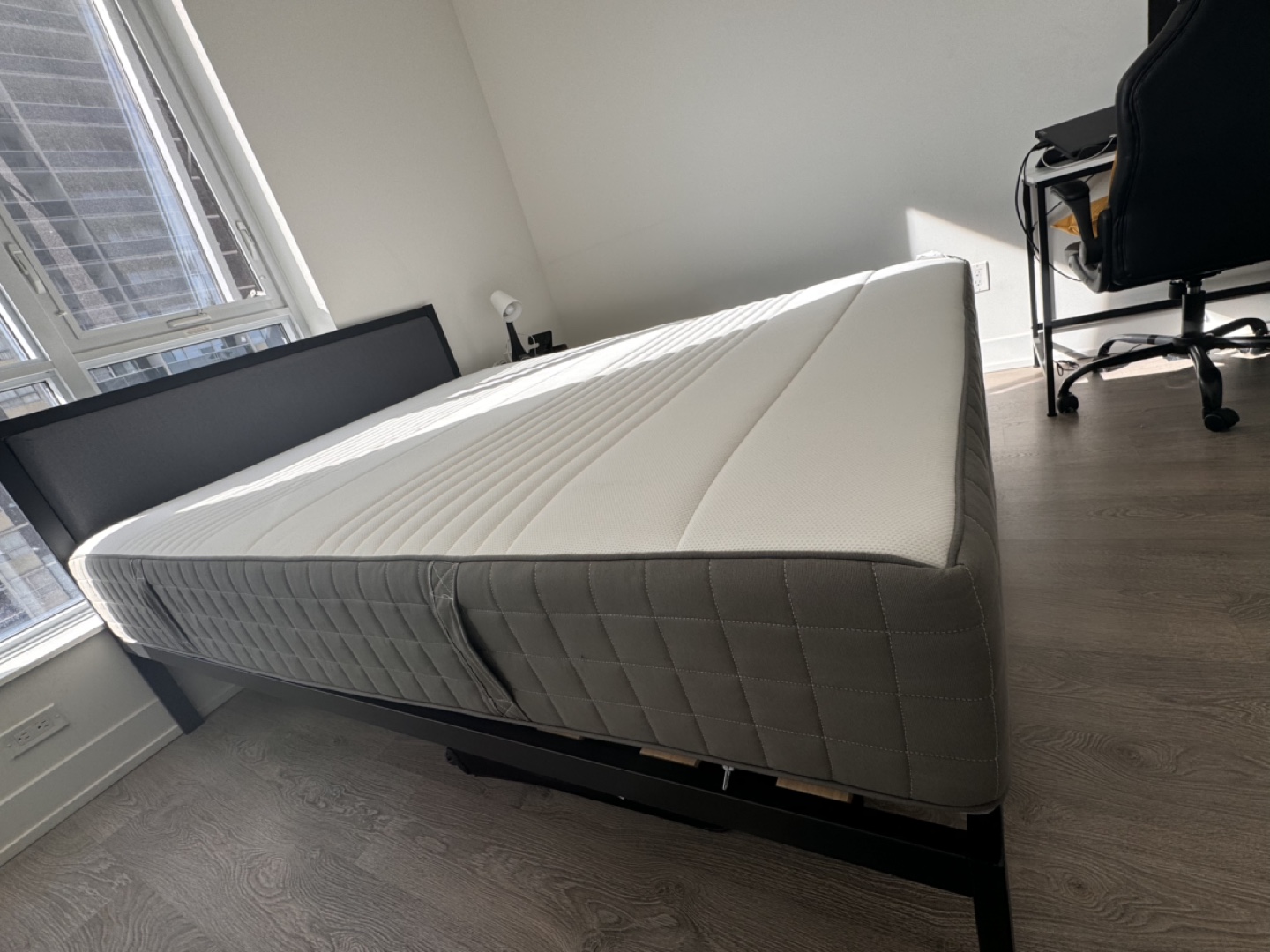 IKEA Queen Mattress - photo 3