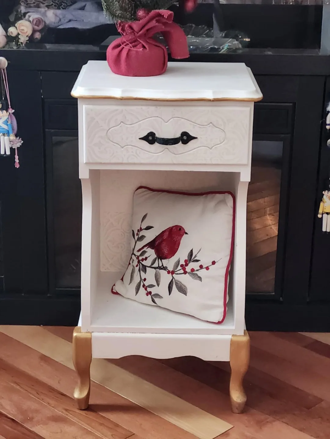 White End Table