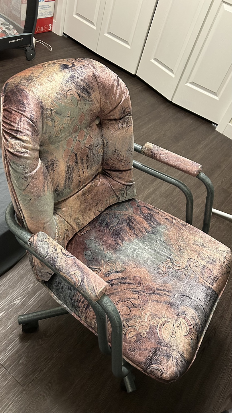 Swivelling Office Chair - photo 3