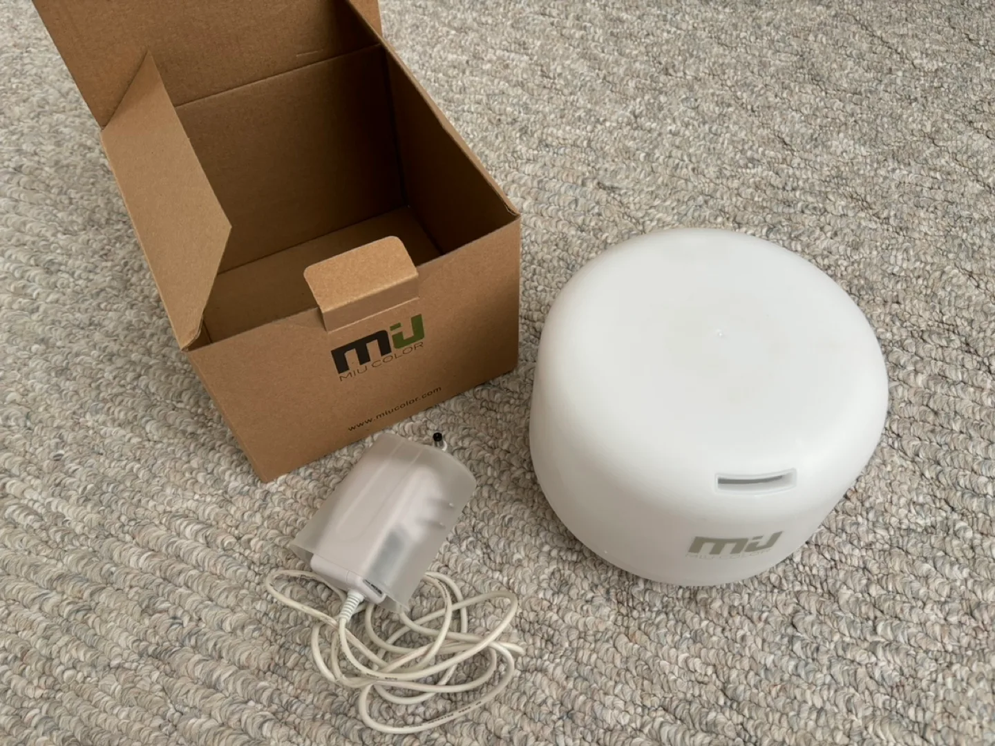 Miu Color Essential Oil Diffuser image indicator(3)