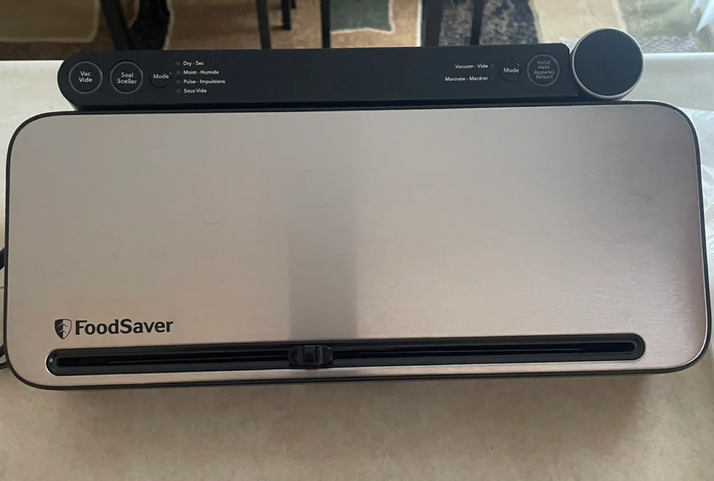 Brand New FoodSaver Vacuum Sealer With Bags image indicator(4)