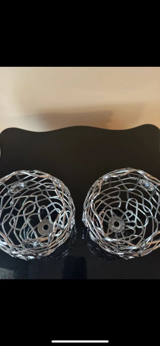 Set of 2 Silver Metal Candle Holders image indicator(6)