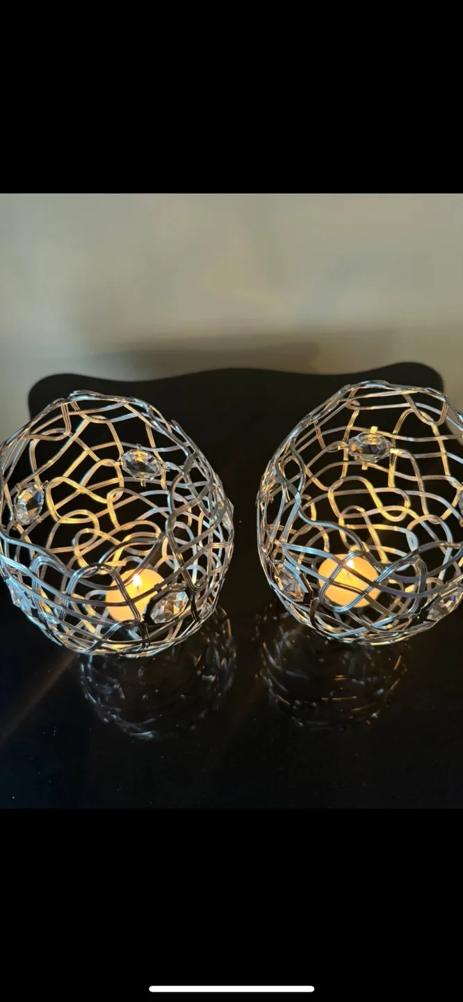 Set of 2 Silver Metal Candle Holders image indicator(2)