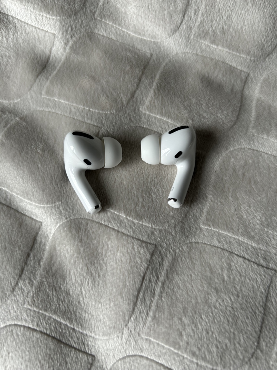 Apple AirPods Pro Gen I - photo 3