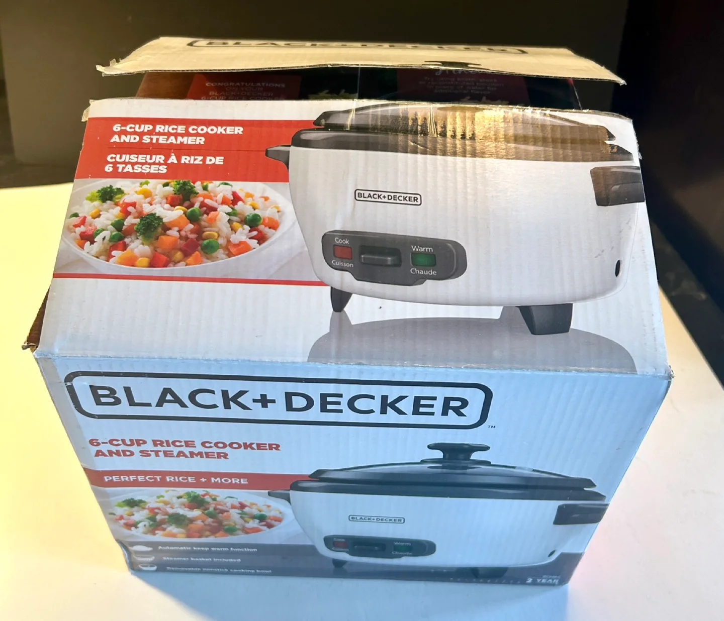 Black + Decker 6 Cup Rice Cooker and Steamer thumbnail