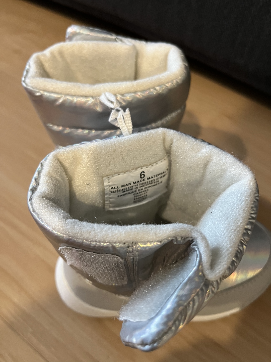 Toddler Winter Boots -  Size 6 - photo 5