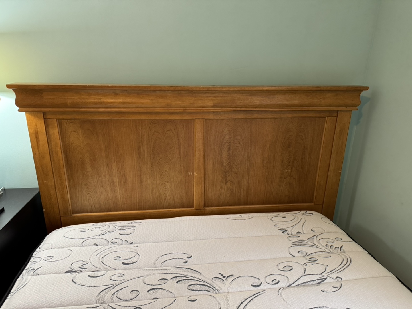Double Bed Frame and mattress - photo 3