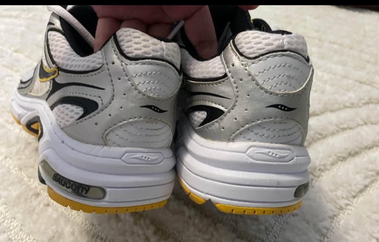 Saucony Running Shoes - Size 6 Women's - photo 3
