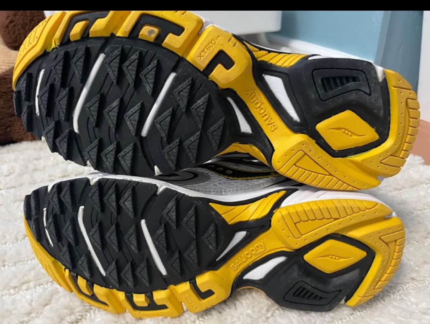 Saucony Running Shoes - Size 6 Women's - photo 5