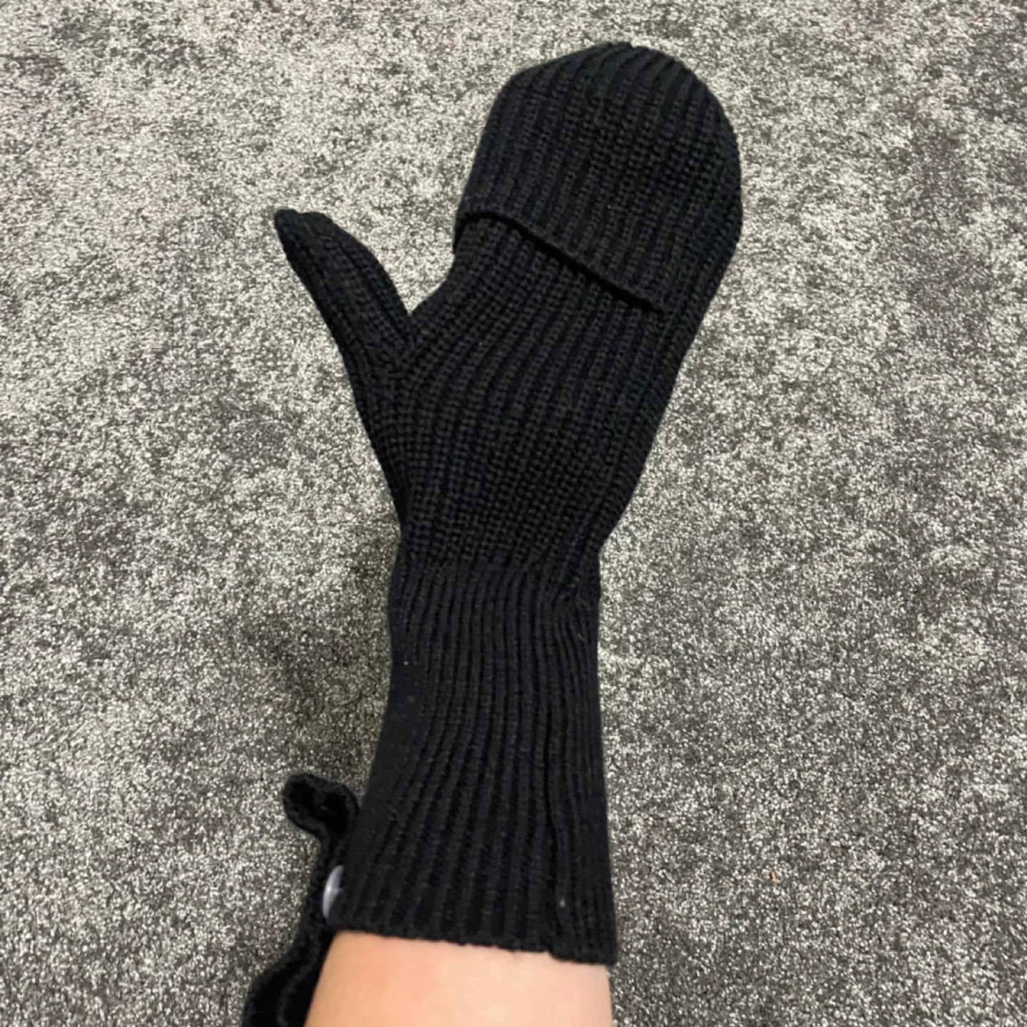 Joe Fresh Knit Mittens image indicator(3)