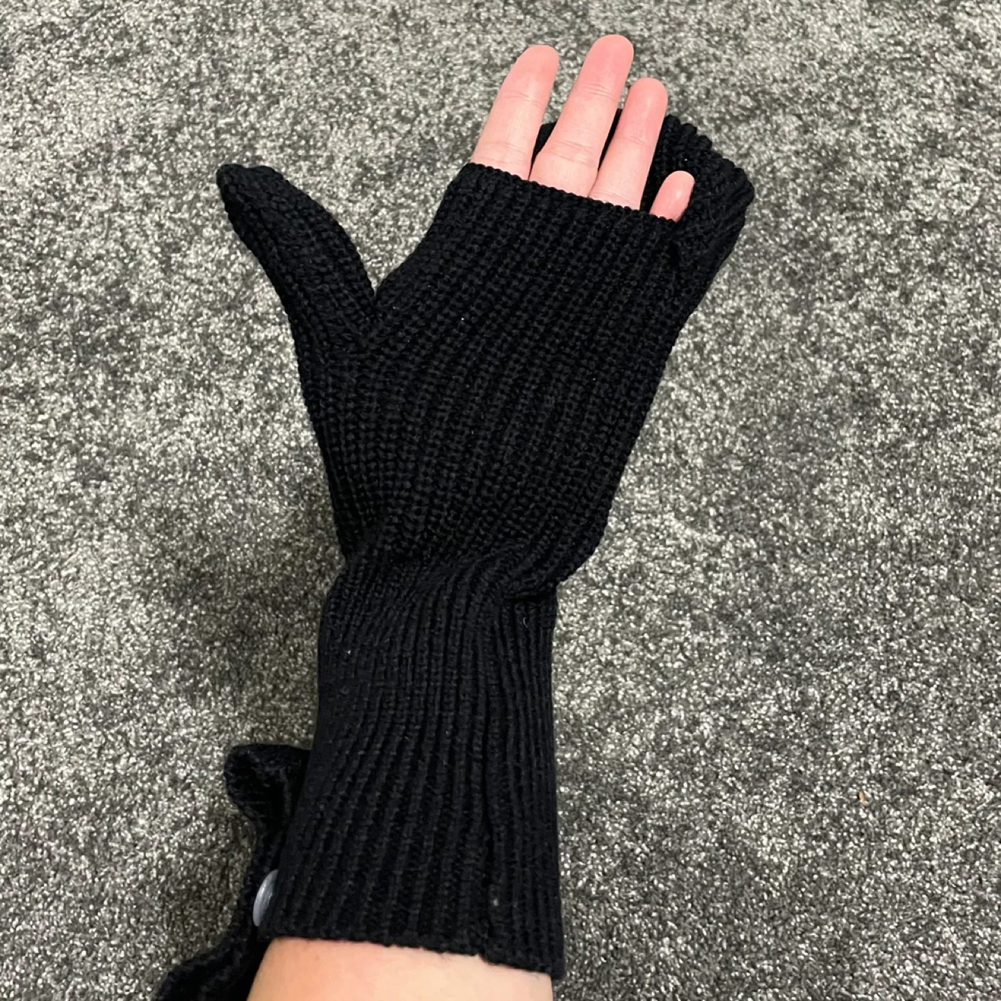 Joe Fresh Knit Mittens image indicator(4)