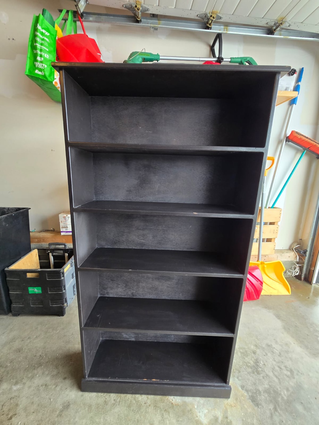Black Bookshelf - photo 3