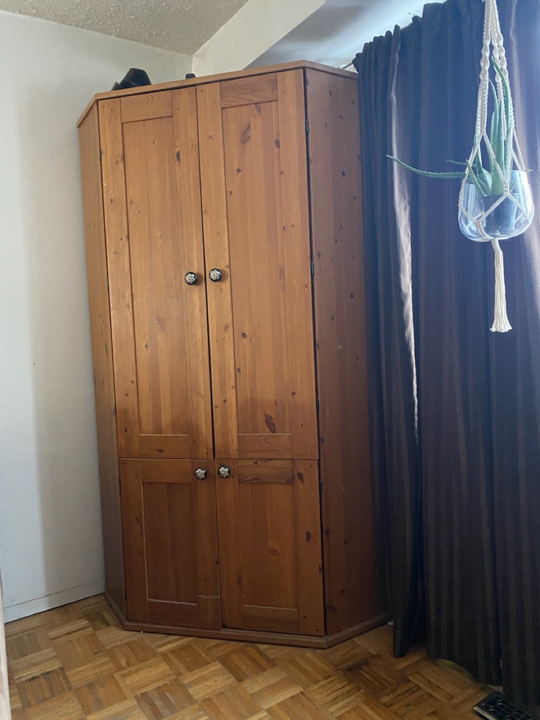 Corner Cabinet - photo 2