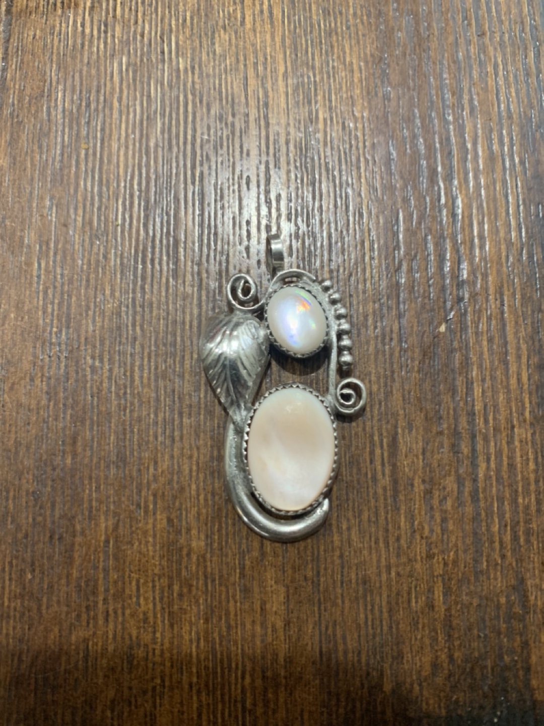 Vintage Silver & Mother of Pearl Pendant - photo 2