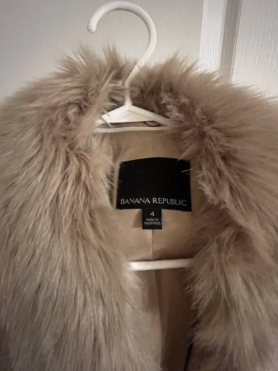 Banana Republic Light Brown Faux Fur Collar Jacket - photo 3