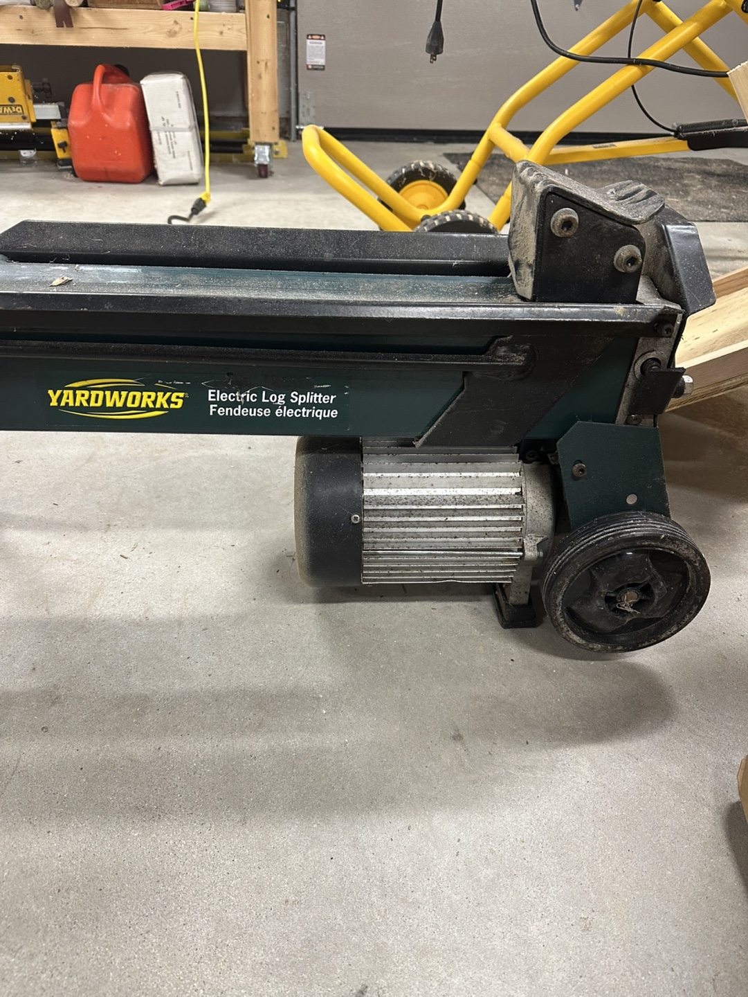 Yardworks Electric Log Splitter 4 ton - photo 2