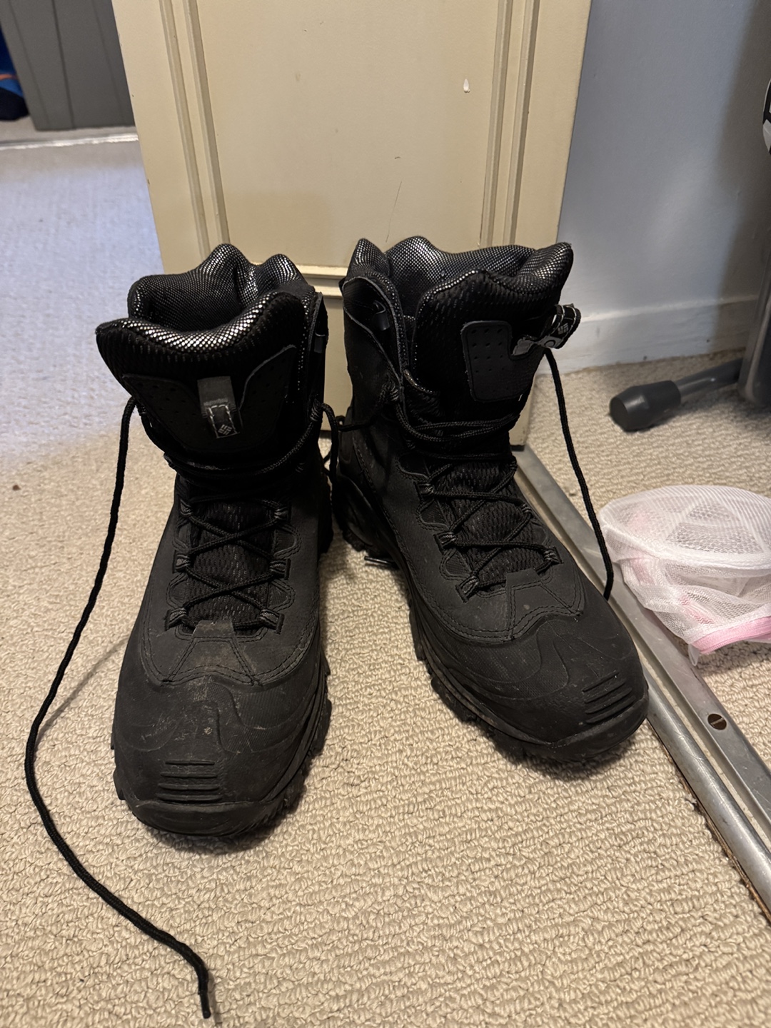 Columbia Men's Waterproof Hiking Boots - photo 2
